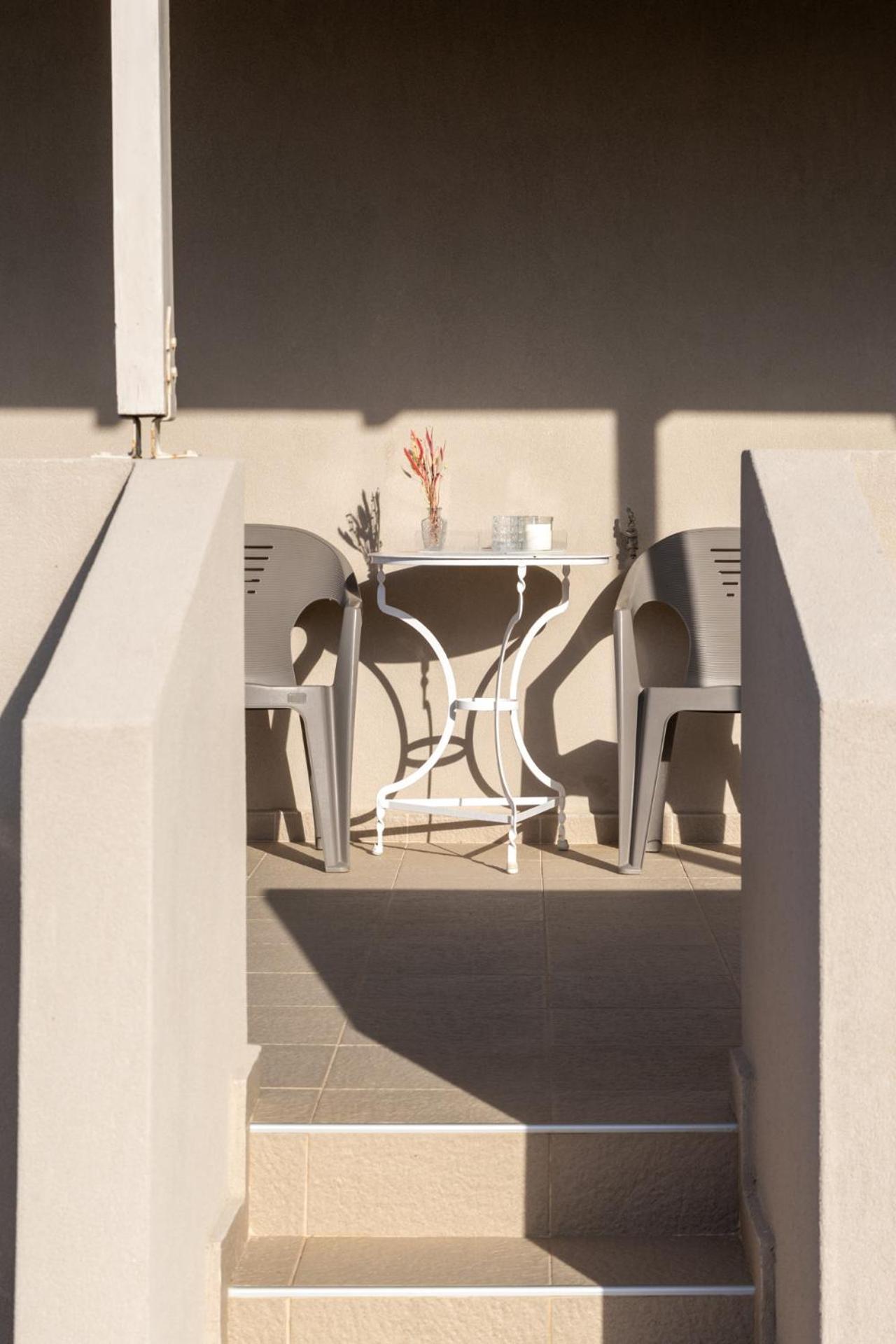 Elio C 1bdr With Garden 1 Min From The By Hospi Apartment *